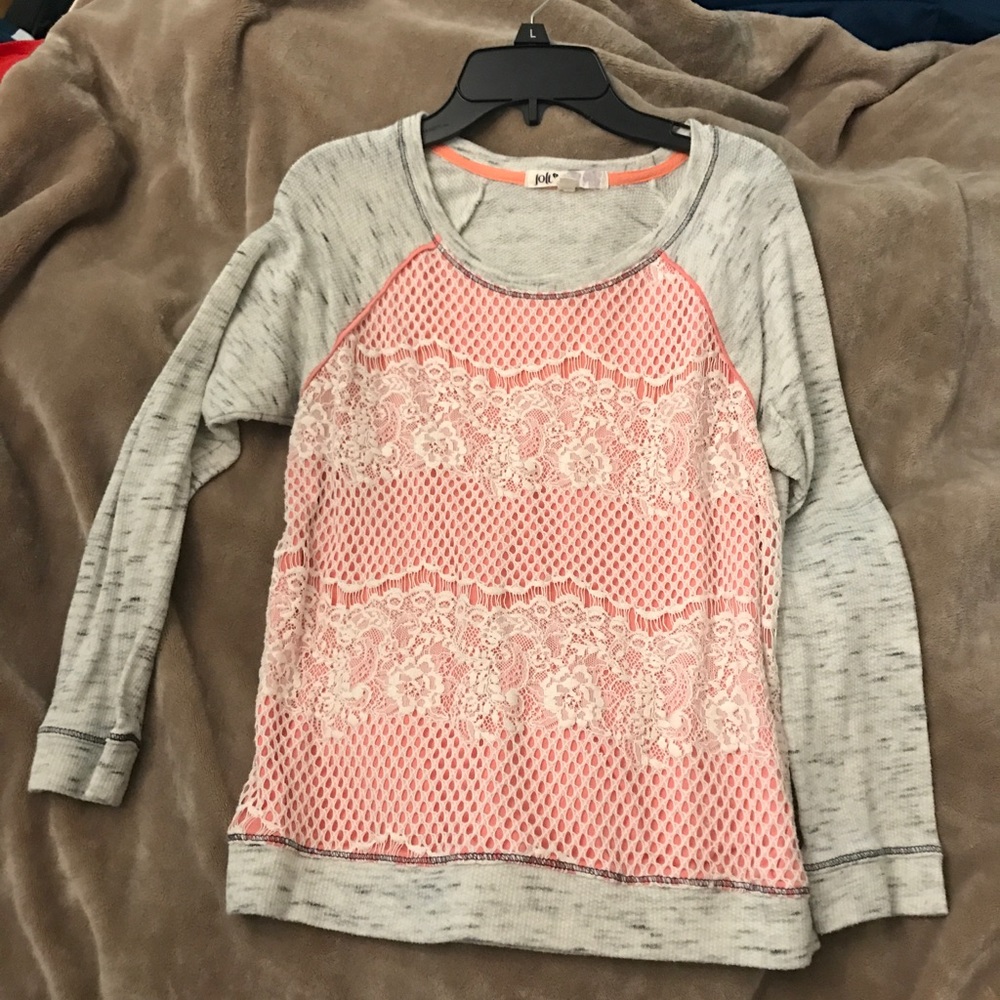 Gray and pink top